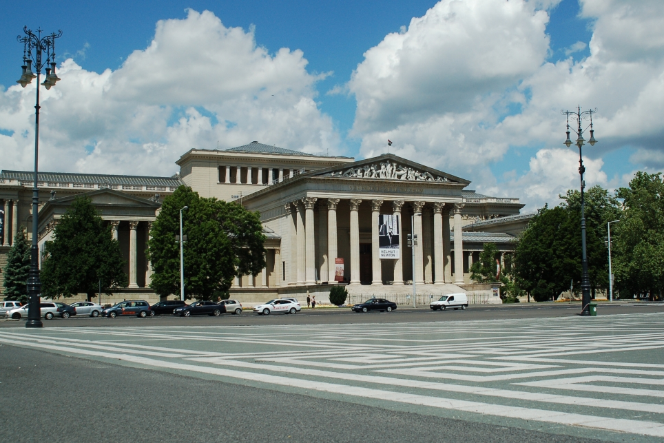 Update Budapest Grand City Tour