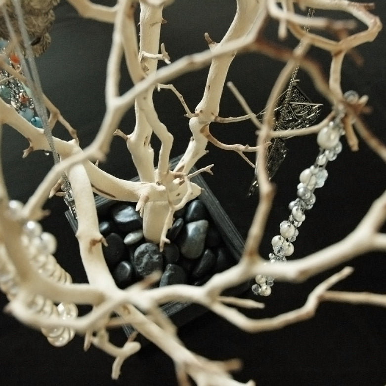 Update 24" Natural Jewelry Tree / Jewelry Organizer